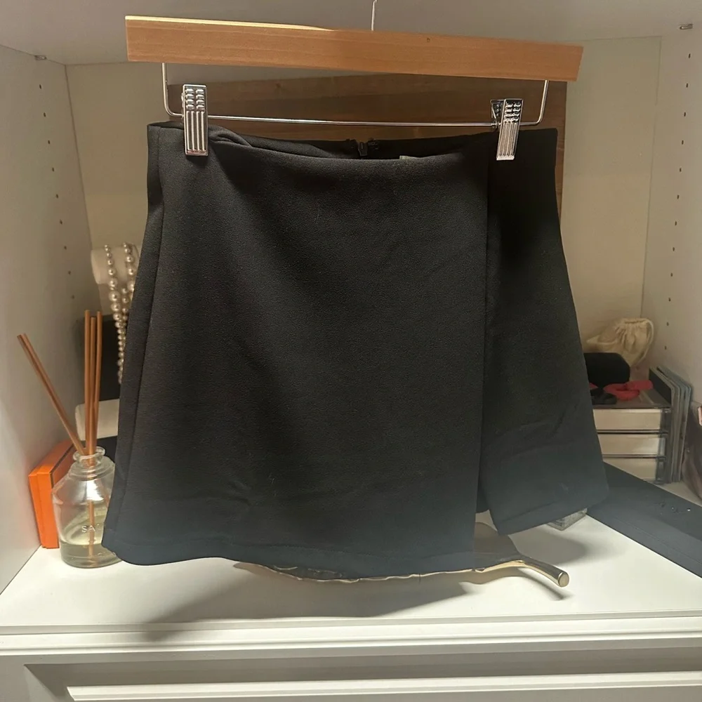 She + Sky Black Wrap Mini Skort - Picture 4 of 8